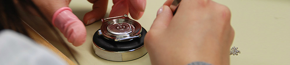 天梭售后服务中心电话（天梭手表发条故障）